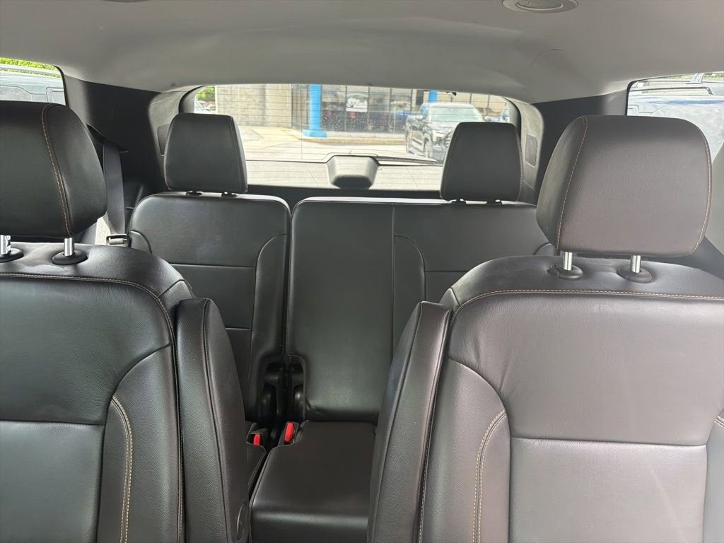 2020 Chevrolet Traverse LT Leather