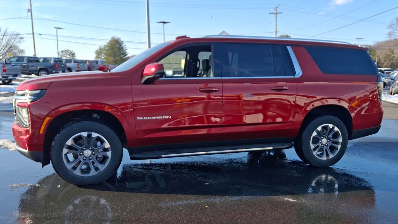 2026 Chevrolet Suburban LT