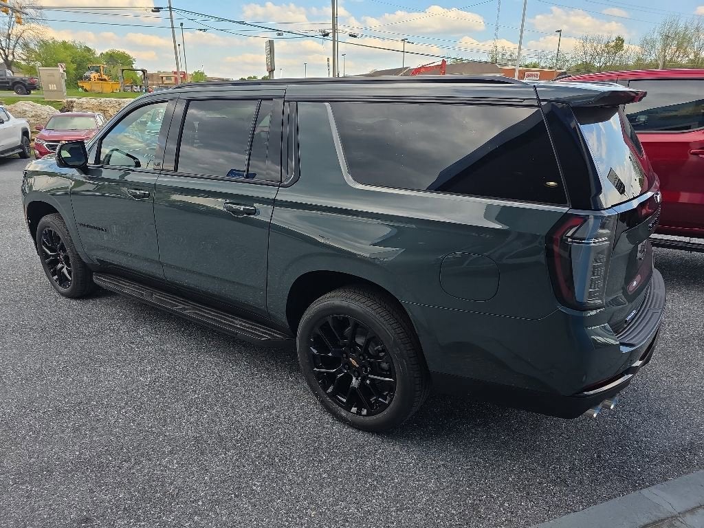 2026 Chevrolet Suburban RST