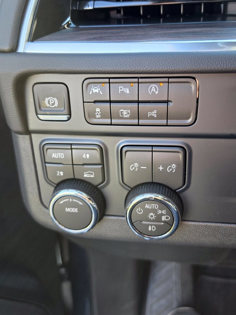 2027 Chevrolet Tahoe LT