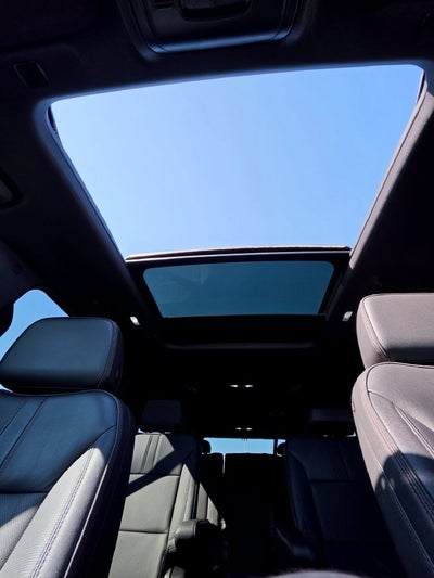 2023 Chevrolet Suburban RST