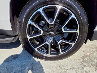 2023 Chevrolet Suburban RST