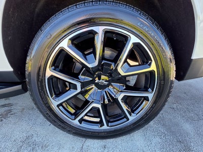 2023 Chevrolet Suburban RST