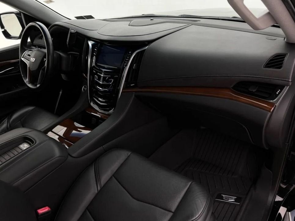 2019 Cadillac Escalade Luxury