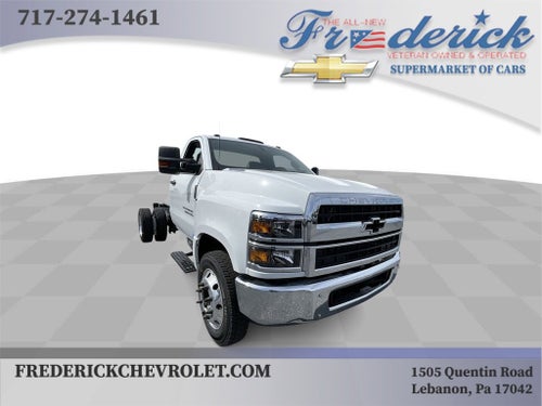2023 Chevrolet Silverado 5500 HD Work Truck