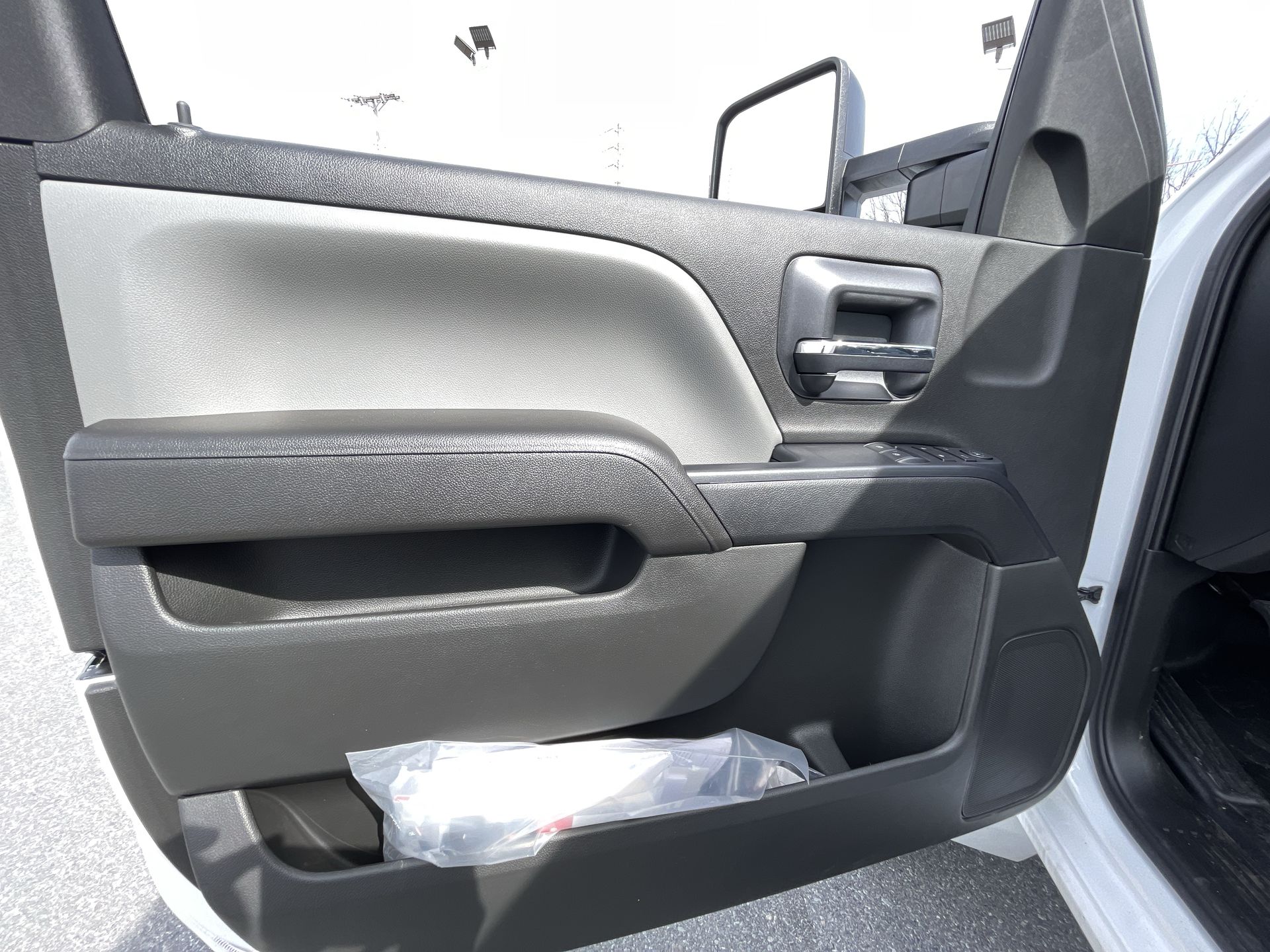 2023 Chevrolet Silverado 5500 HD Work Truck