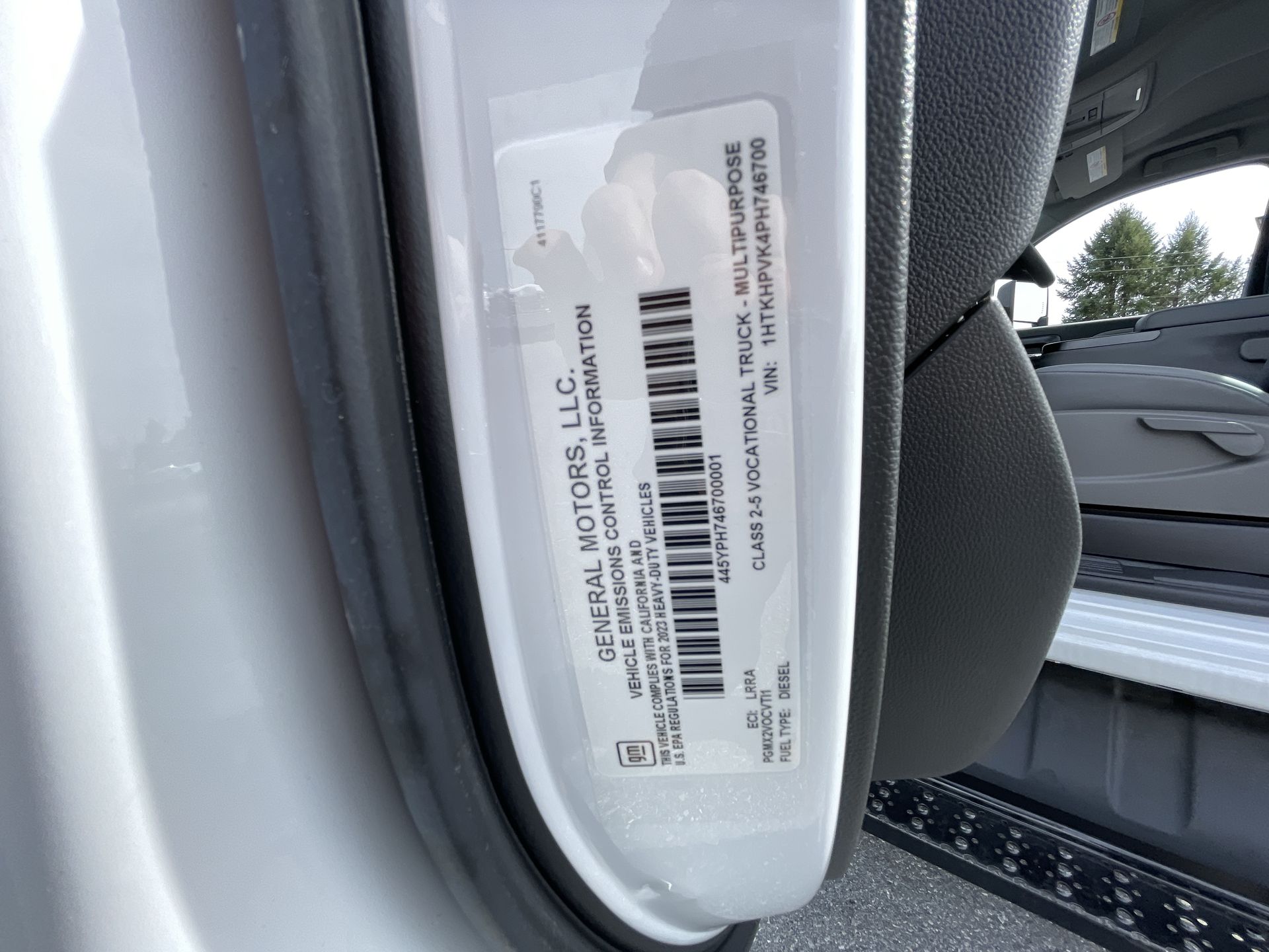 2023 Chevrolet Silverado 5500 HD Work Truck