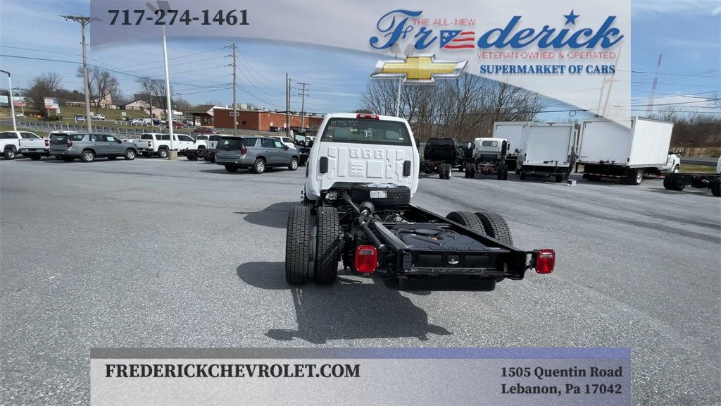 2023 Chevrolet Silverado 5500 HD Work Truck