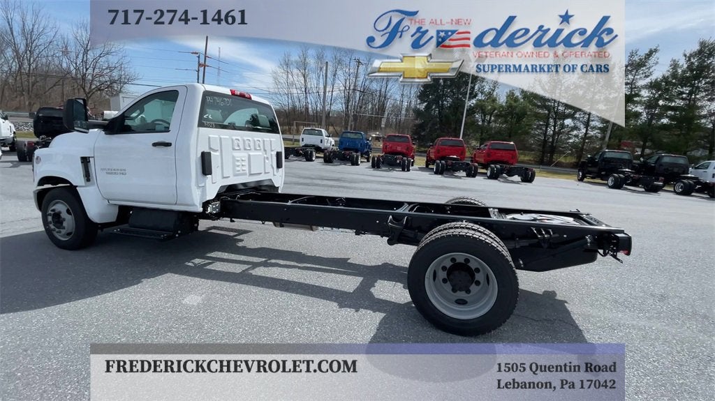 2023 Chevrolet Silverado 5500 HD Work Truck