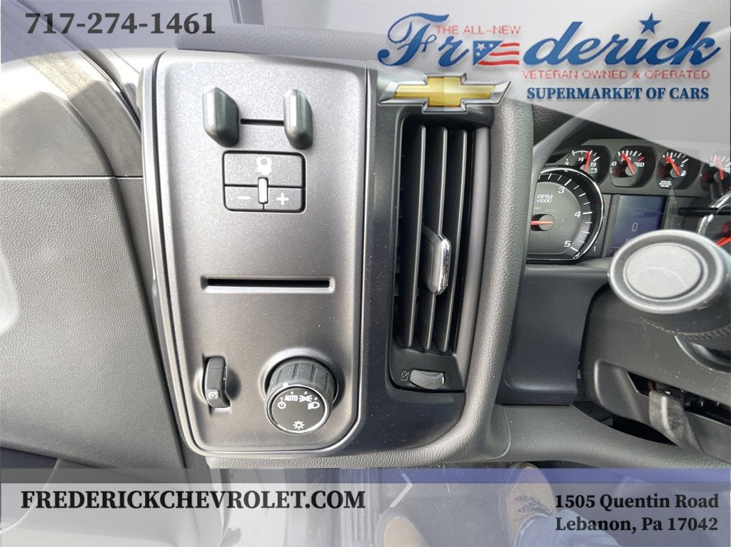 2023 Chevrolet Silverado 5500 HD Work Truck