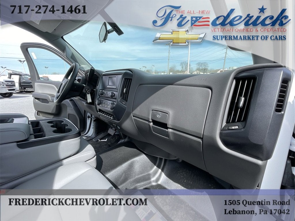 2023 Chevrolet Silverado 5500 HD Work Truck