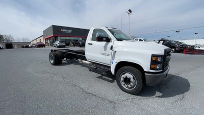 2023 Chevrolet Silverado 5500 HD Work Truck