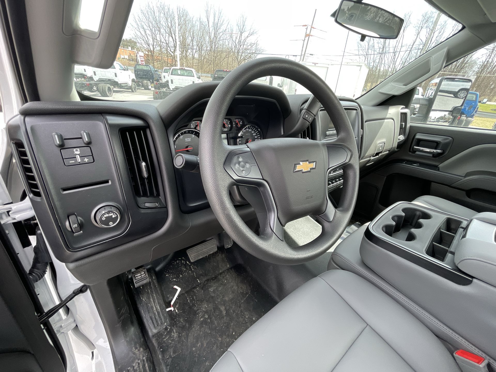 2023 Chevrolet Silverado 5500 HD Work Truck
