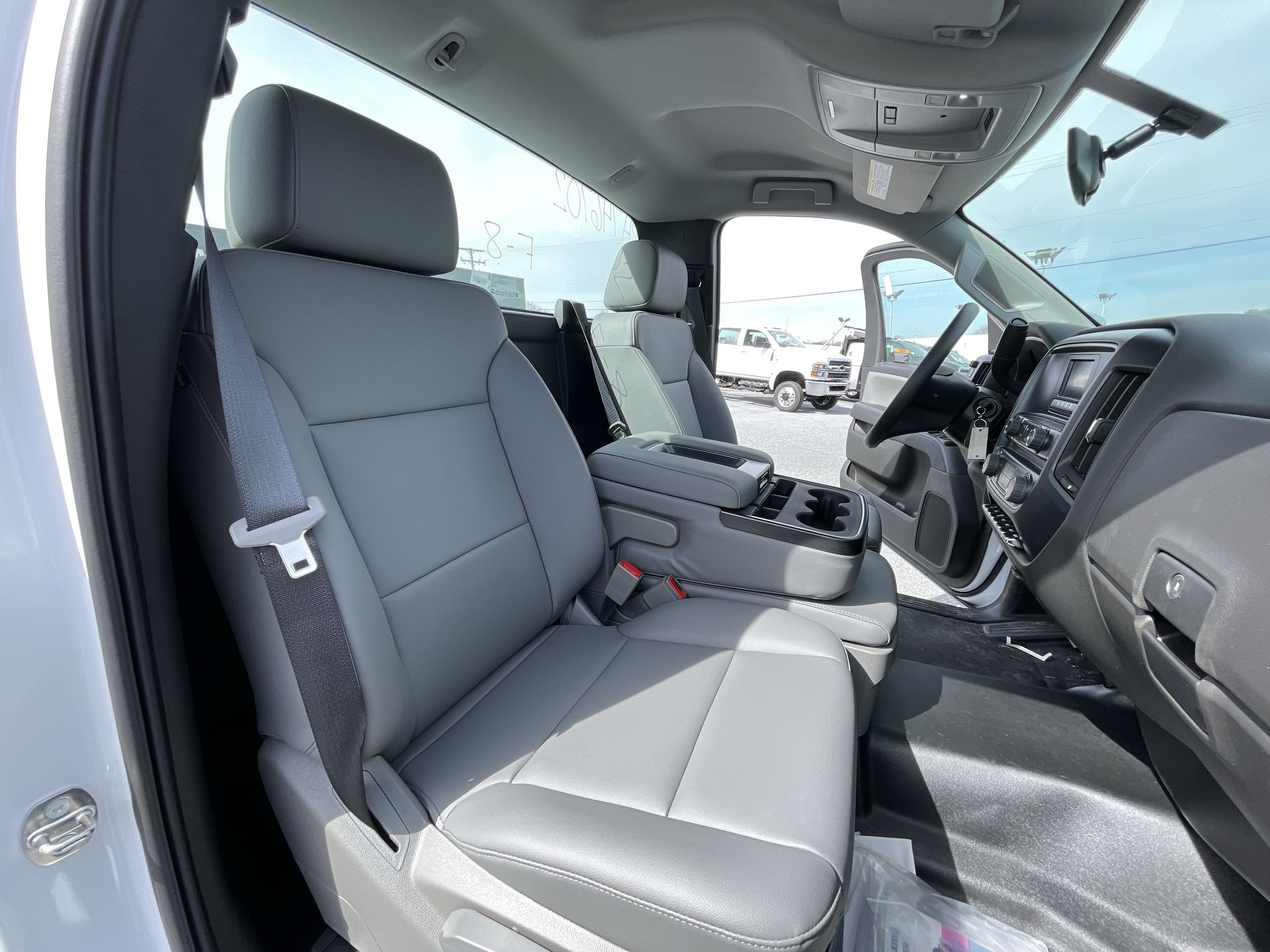 2023 Chevrolet Silverado 5500 HD Work Truck