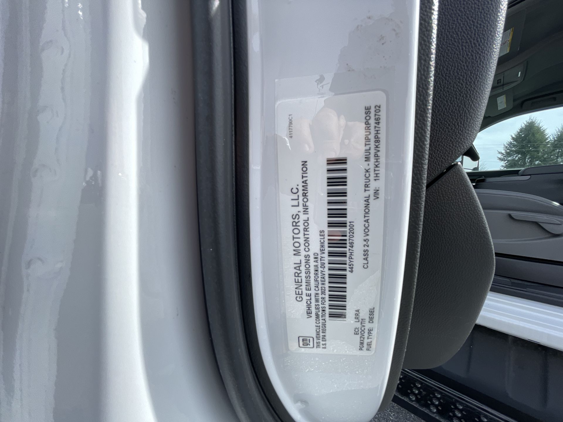 2023 Chevrolet Silverado 5500 HD Work Truck