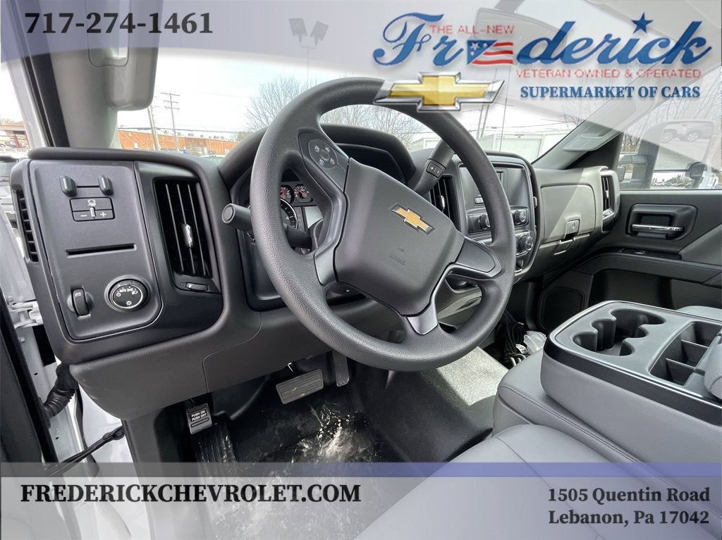 2023 Chevrolet Silverado 5500 HD Work Truck