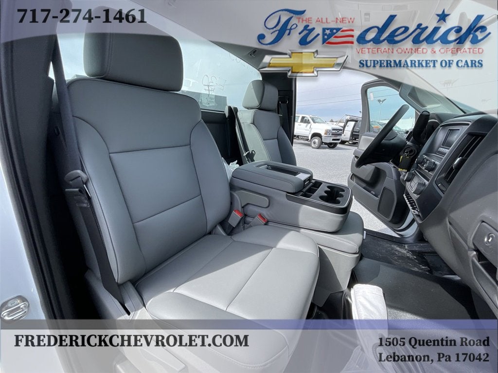 2023 Chevrolet Silverado 5500 HD Work Truck