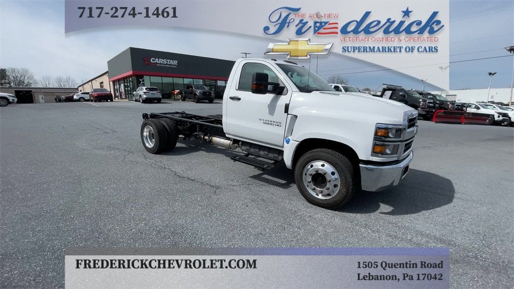 2023 Chevrolet Silverado 5500 HD Work Truck