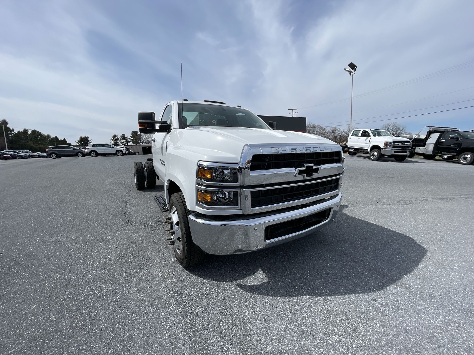 2023 Chevrolet Silverado 5500 HD Work Truck