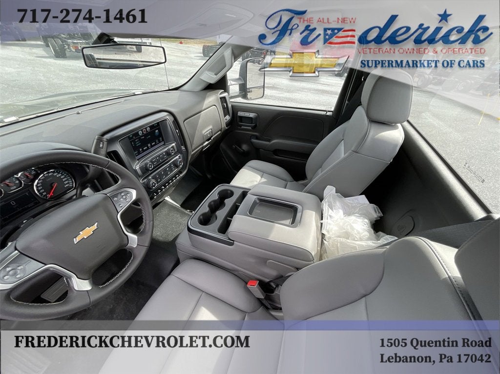 2024 Chevrolet Silverado 5500 HD Work Truck