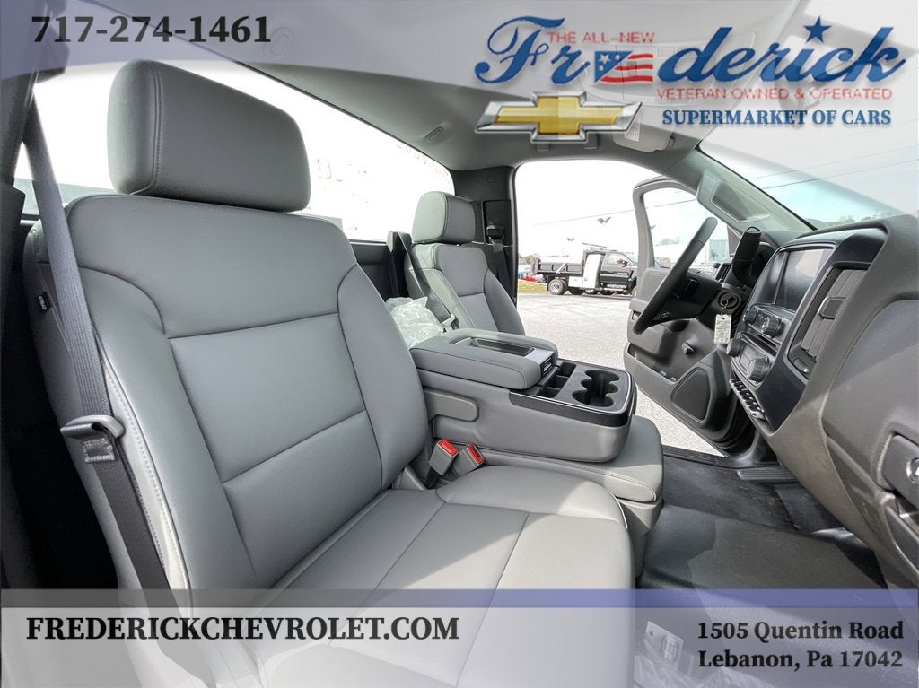 2024 Chevrolet Silverado 5500 HD Work Truck