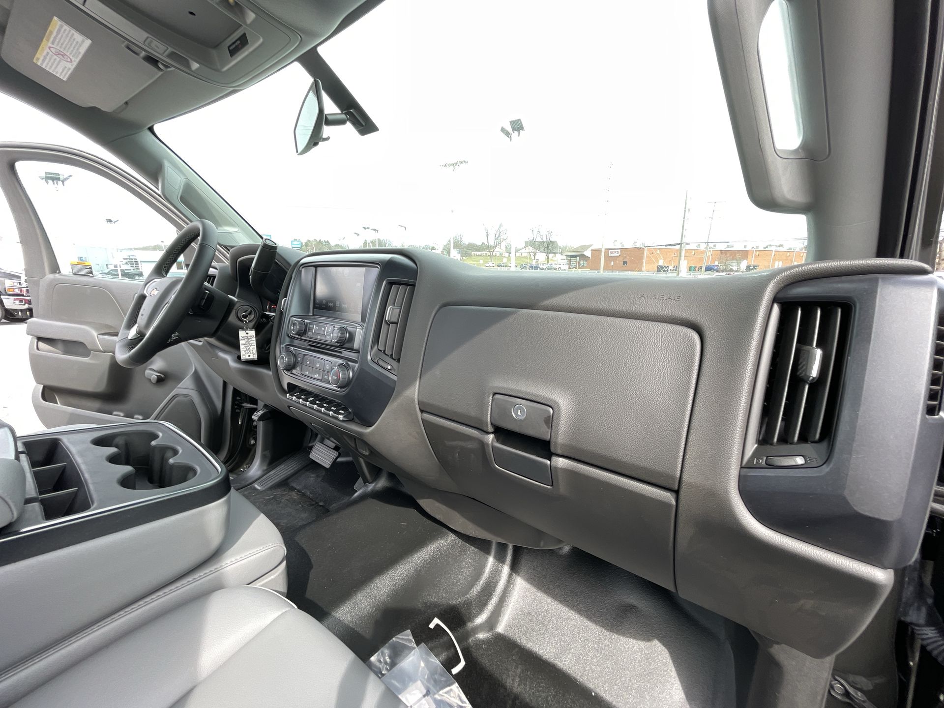 2024 Chevrolet Silverado 5500 HD Work Truck