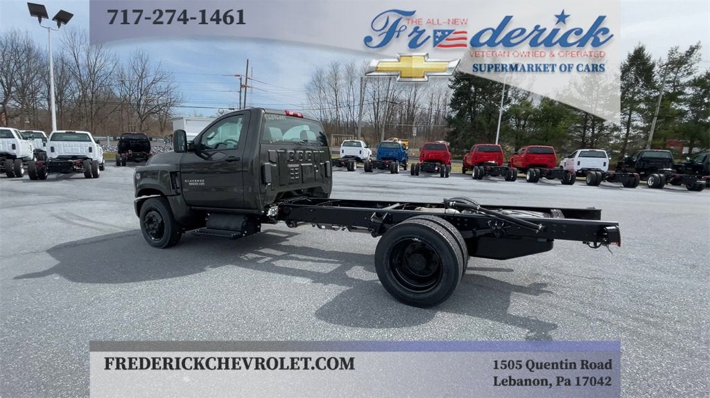 2024 Chevrolet Silverado 5500 HD Work Truck