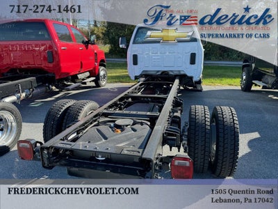 2023 Chevrolet Silverado 6500 HD Work Truck