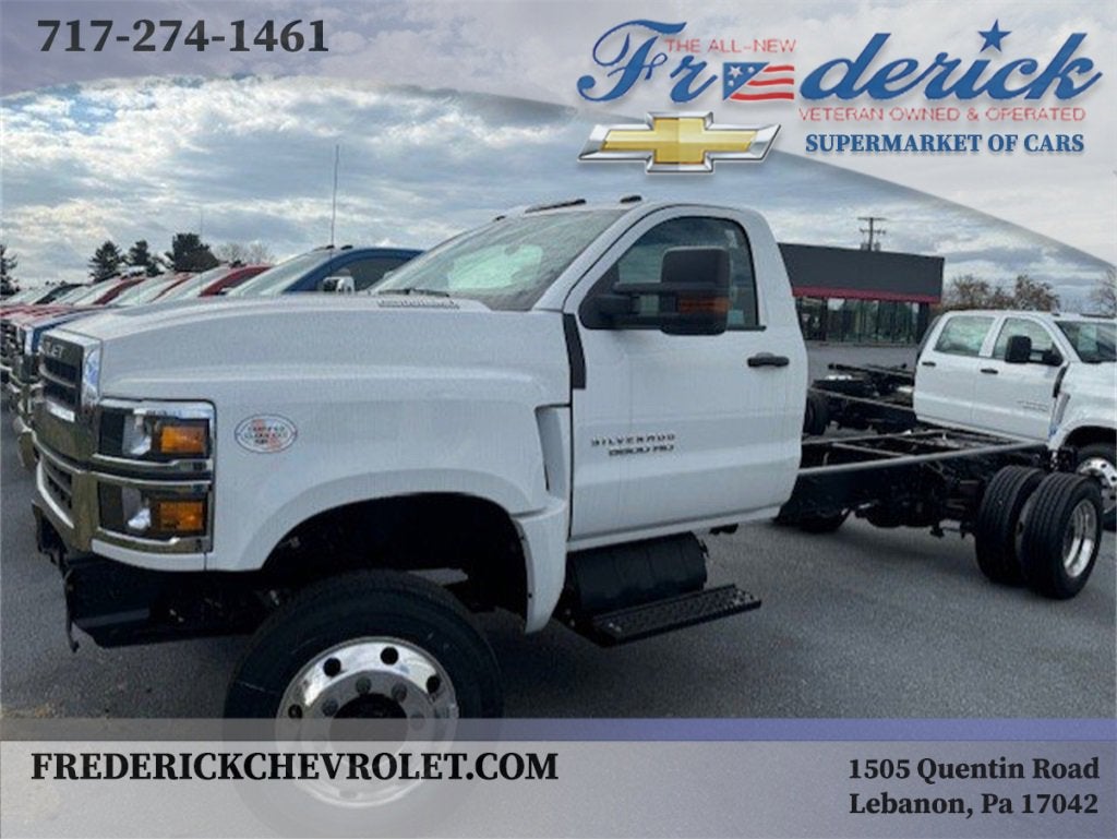 2024 Chevrolet Silverado 5500 HD Work Truck