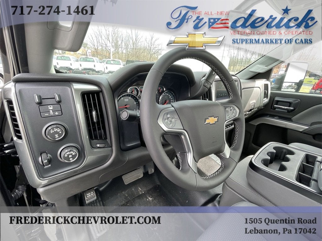 2024 Chevrolet Silverado 5500 HD LT
