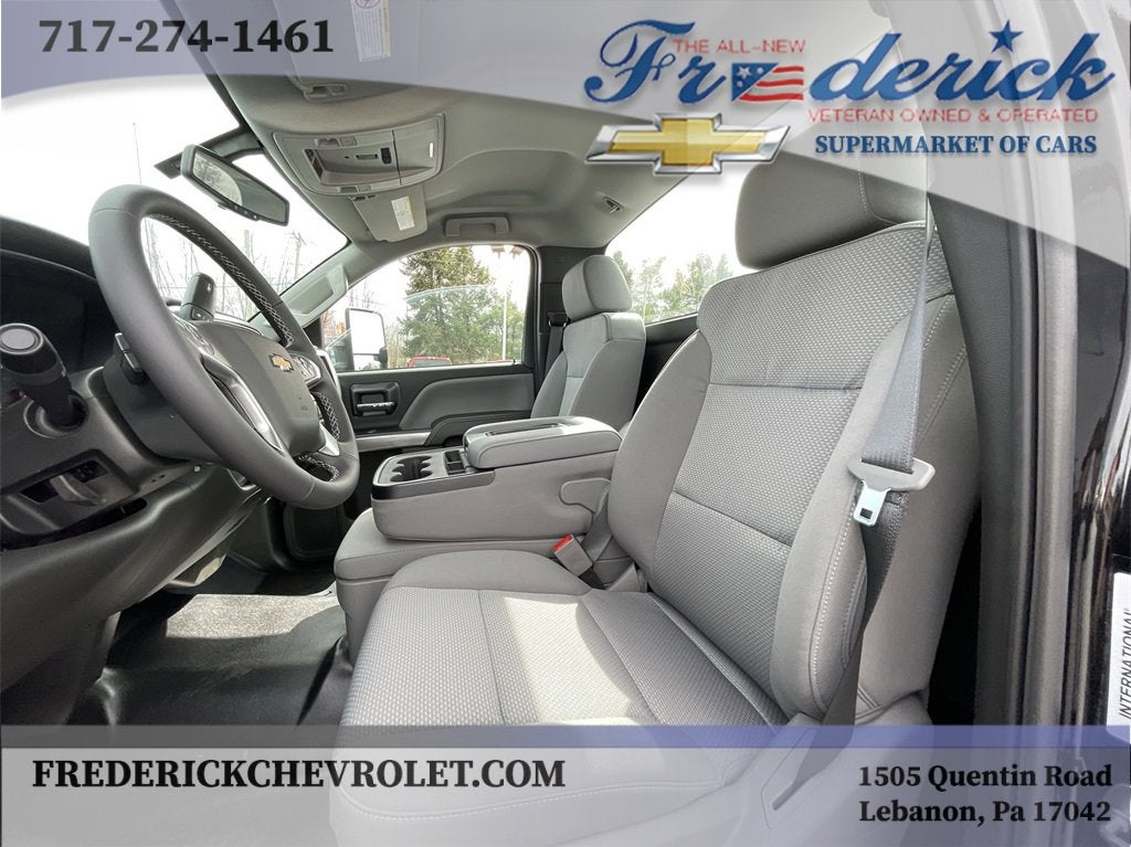 2024 Chevrolet Silverado 5500 HD LT