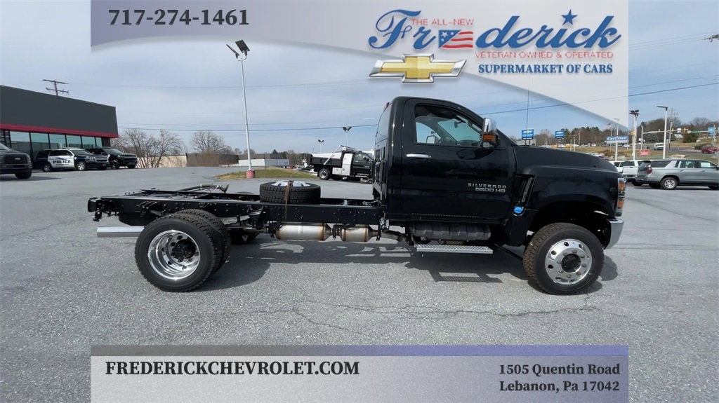 2024 Chevrolet Silverado 5500 HD LT