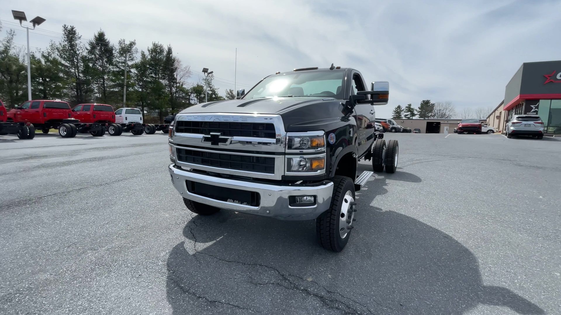 2024 Chevrolet Silverado 5500 HD LT