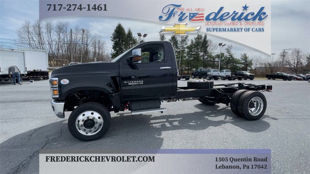 2024 Chevrolet Silverado 5500 HD LT