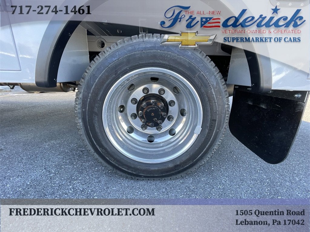 2023 Chevrolet Silverado 6500 HD Work Truck