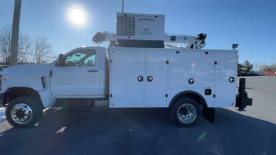 2023 Chevrolet Silverado 6500 HD Work Truck