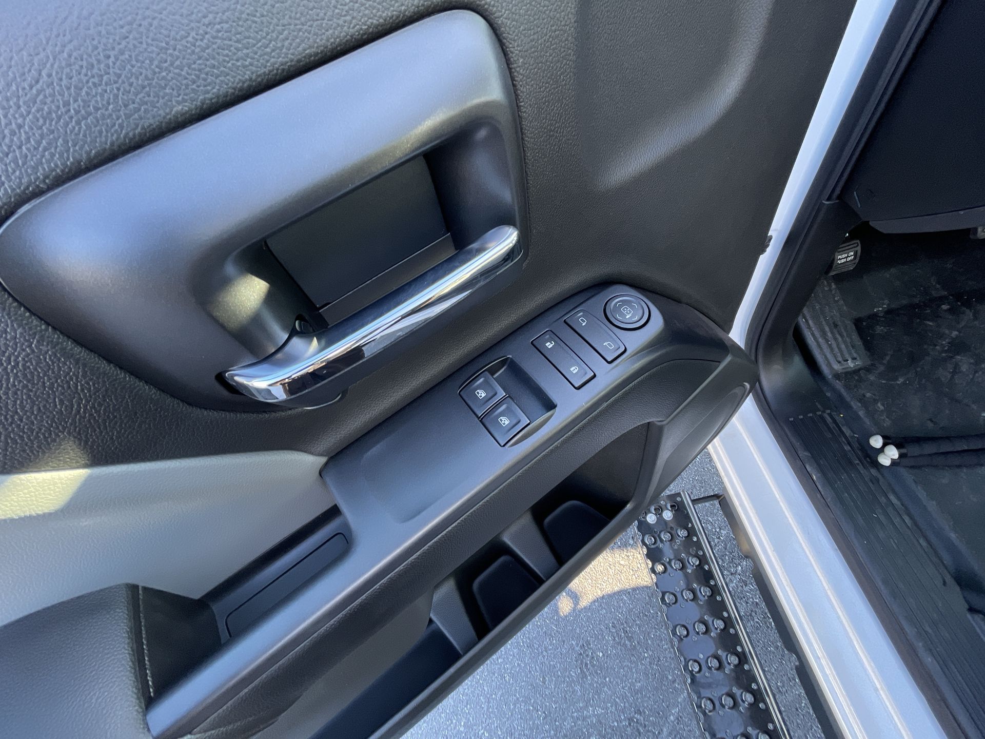 2023 Chevrolet Silverado 6500 HD Work Truck