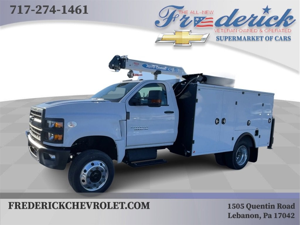2023 Chevrolet Silverado 6500 HD Work Truck