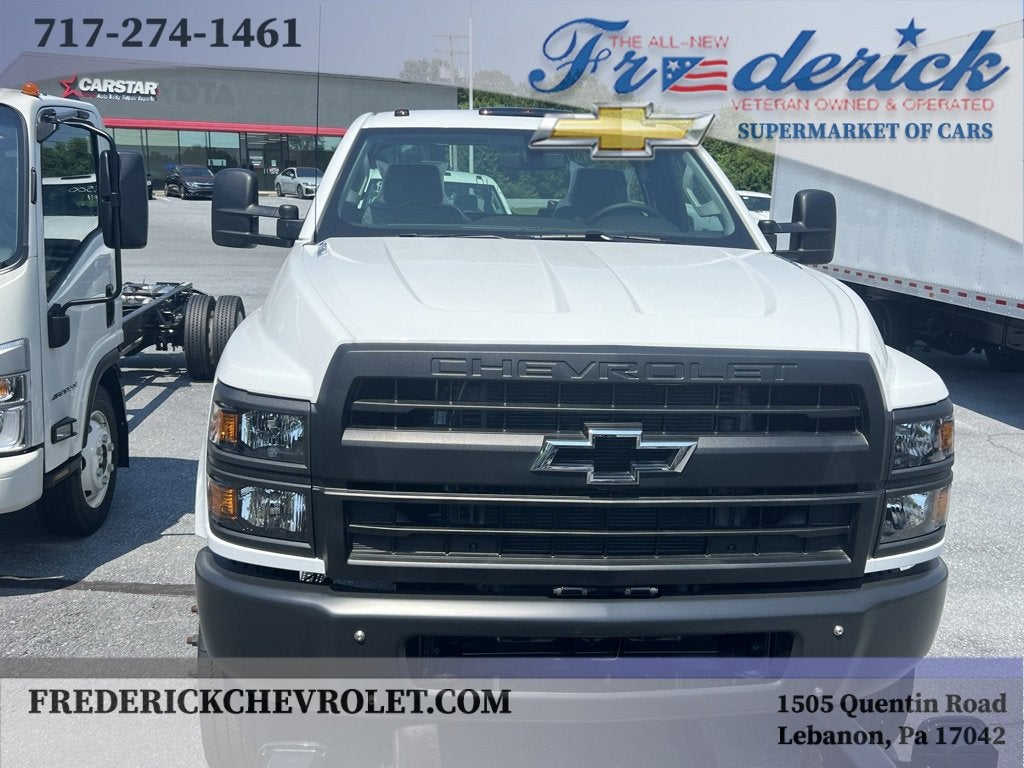 2024 Chevrolet Silverado 6500 HD Work Truck