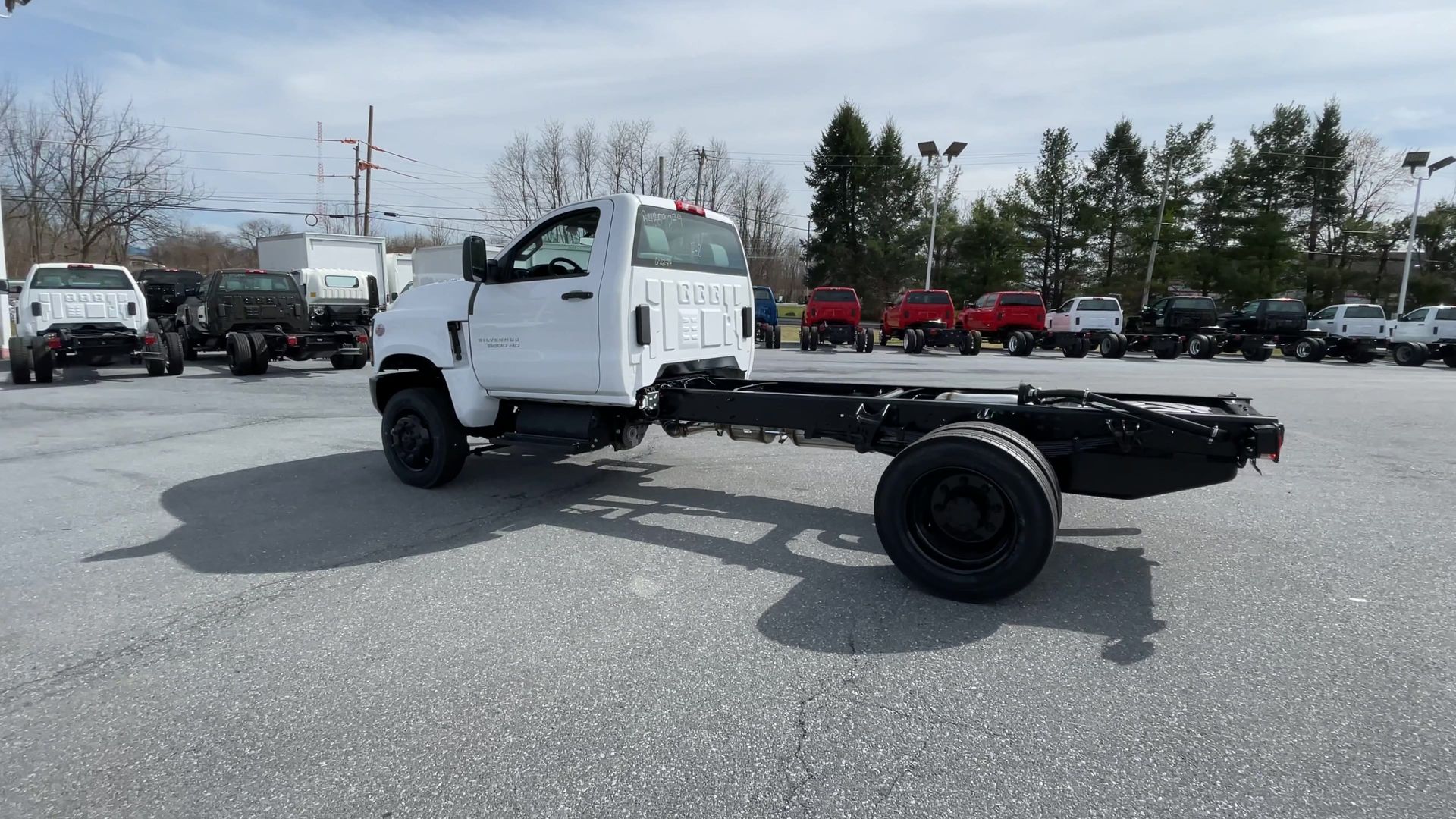 2024 Chevrolet Silverado 6500 HD Work Truck