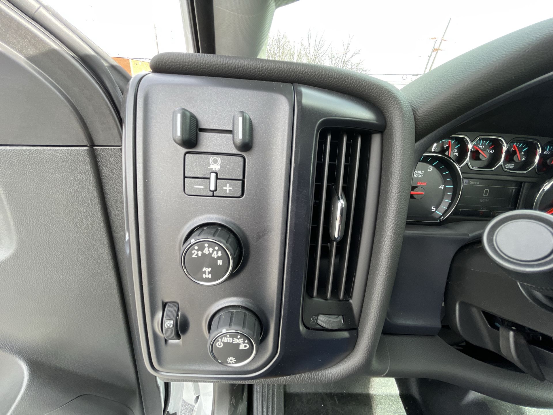 2024 Chevrolet Silverado 6500 HD Work Truck