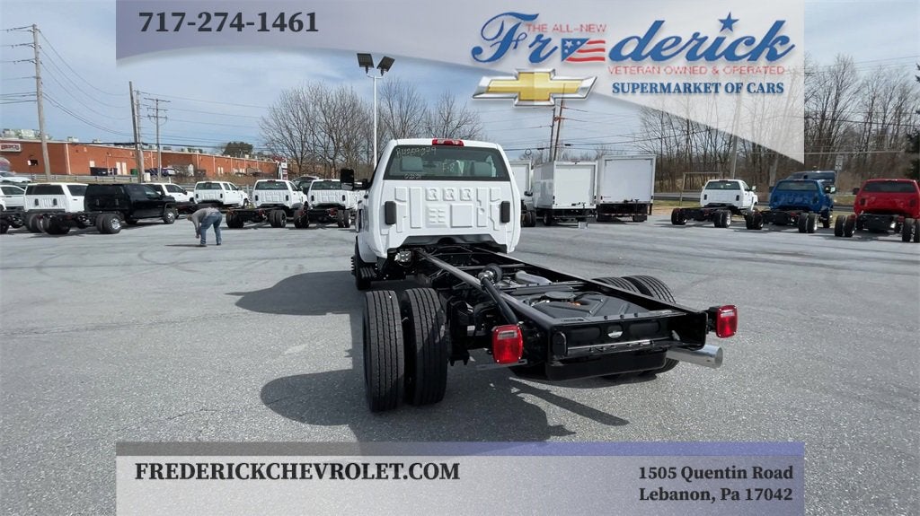 2024 Chevrolet Silverado 6500 HD Work Truck