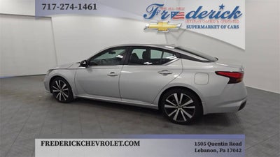 2022 Nissan Altima SR FWD