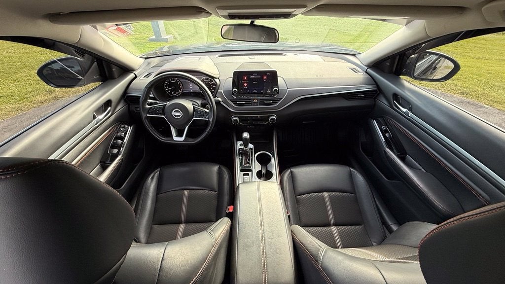 2023 Nissan Altima SR - Photo 10