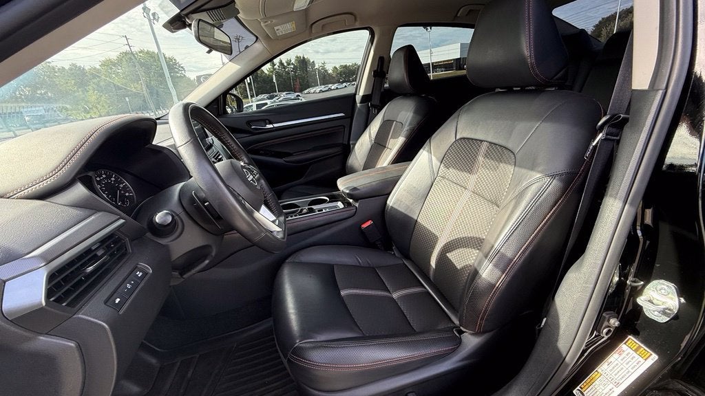 2023 Nissan Altima SR - Photo 11
