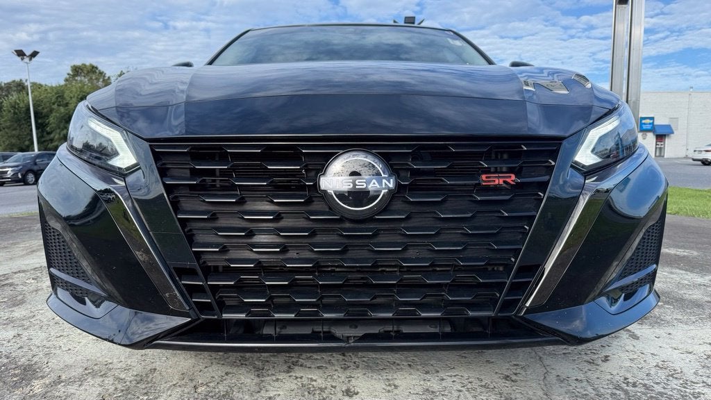 2023 Nissan Altima SR Intelligent AWD