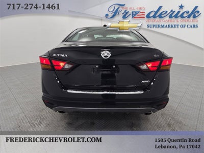 2022 Nissan Altima SR Intelligent AWD