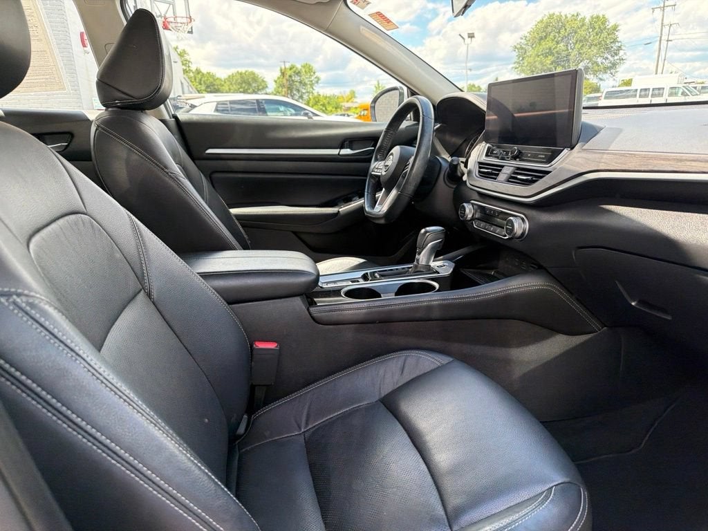 2024 Nissan Altima SL FWD
