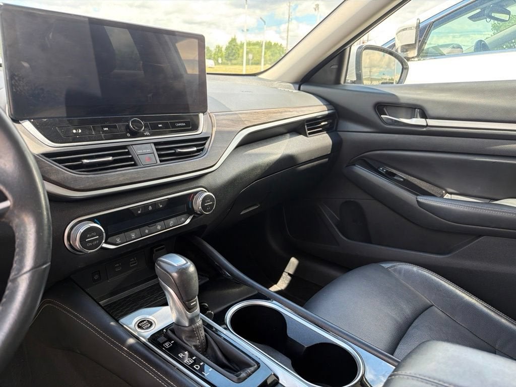 2024 Nissan Altima SL FWD