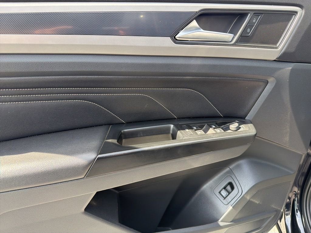 2020 Volkswagen Atlas Cross Sport 2.0T SEL